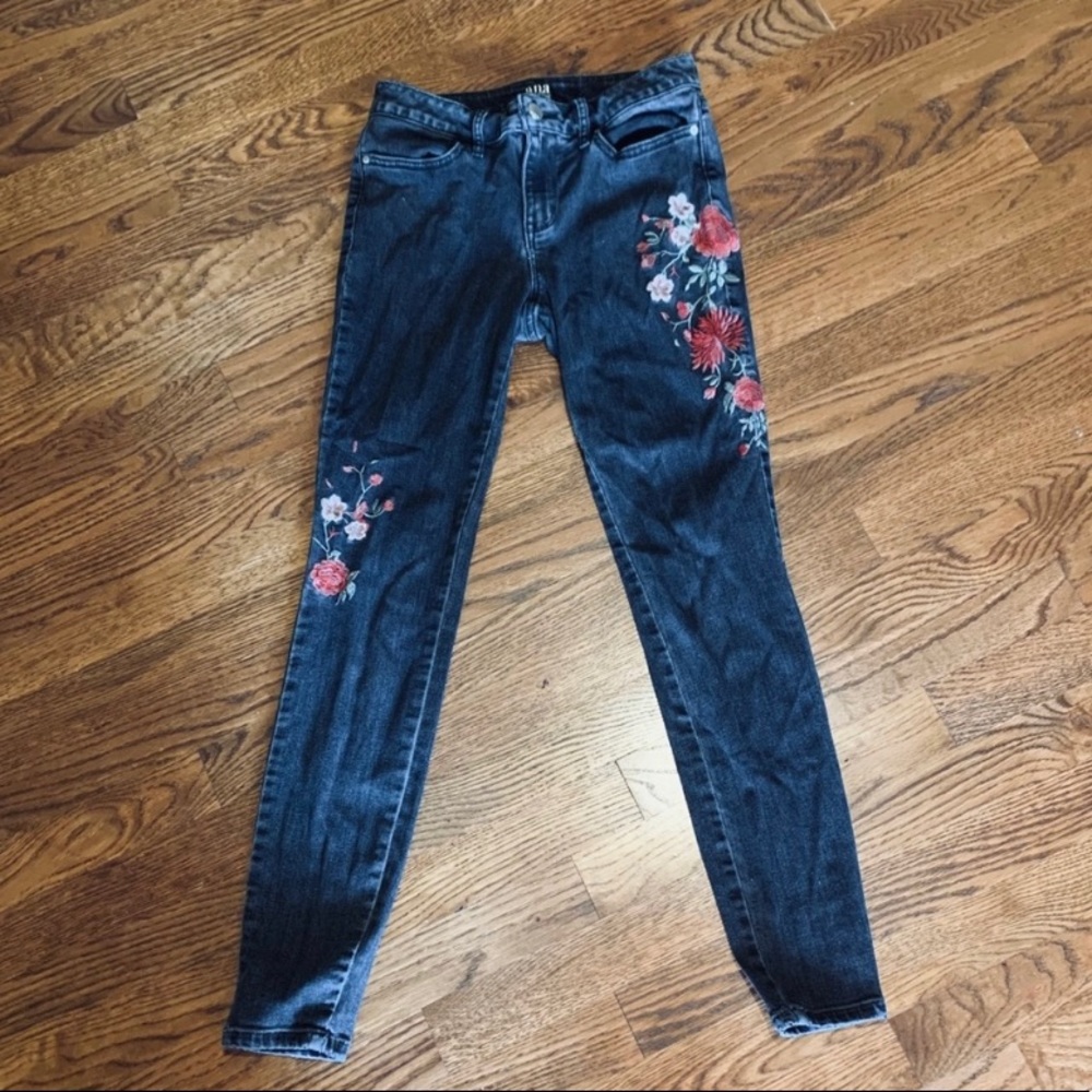 a.n.a Black Floral Jeans